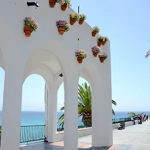 Flores De Burriana Apartamento Nerja