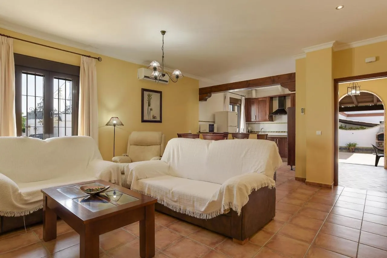Villa Fuentes Solo Familias Conil de la Frontera 0*,  Spanyolország